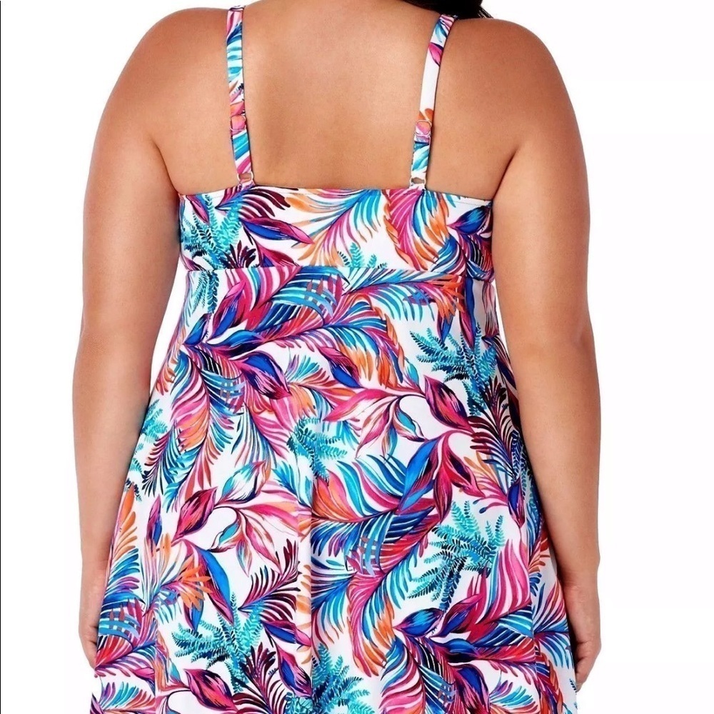 SWIM Solutions Sienna Slimming One Piece Swimdress - Picture 4 of 6